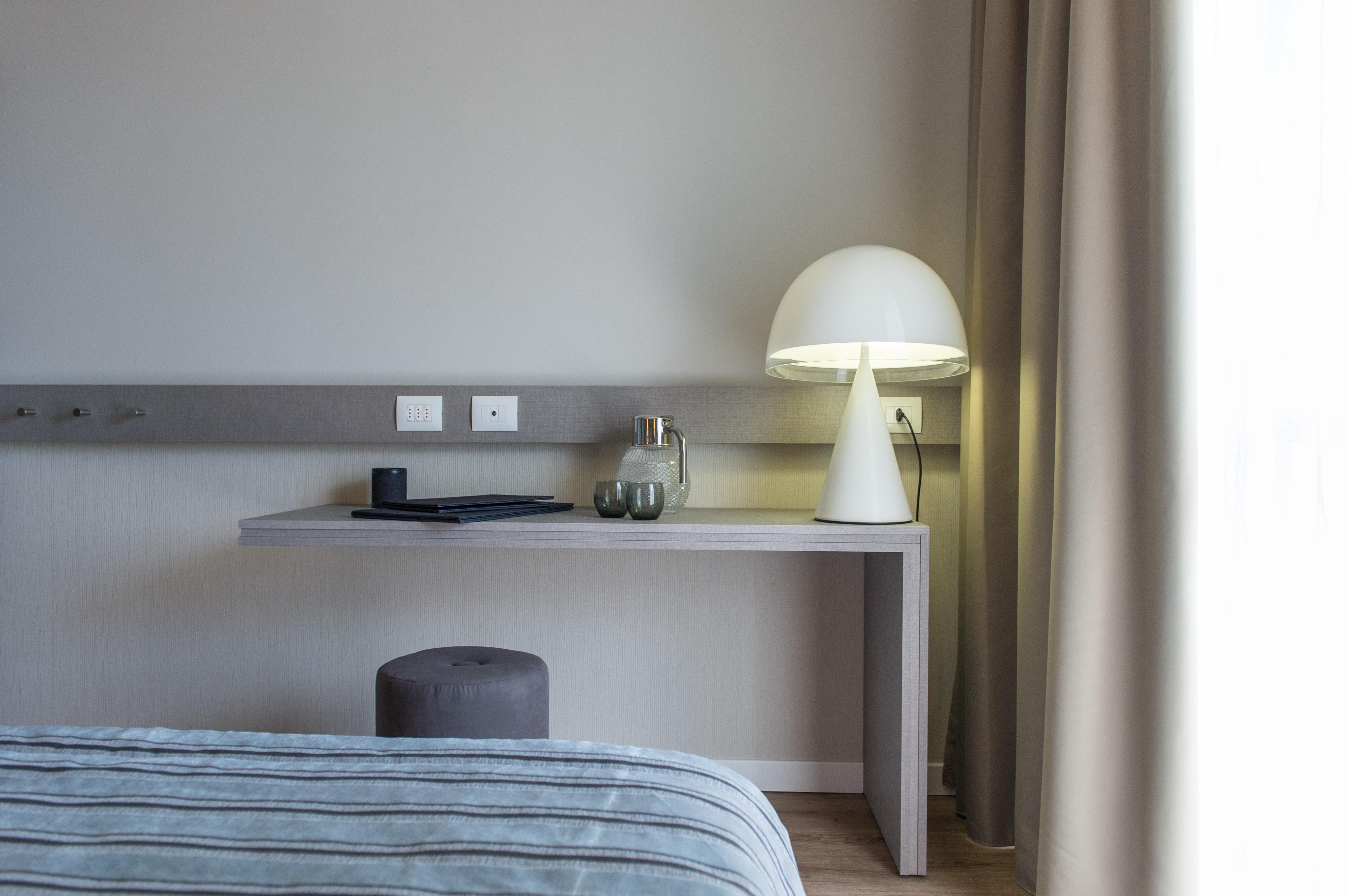 Hotel De La Ville Riccione Bagian luar foto