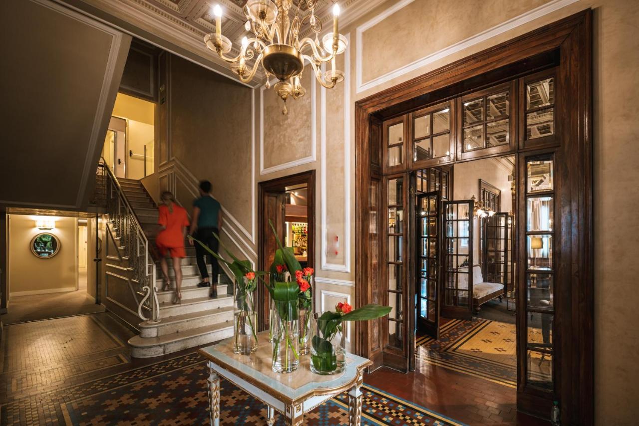 Hotel De La Ville Riccione Bagian luar foto